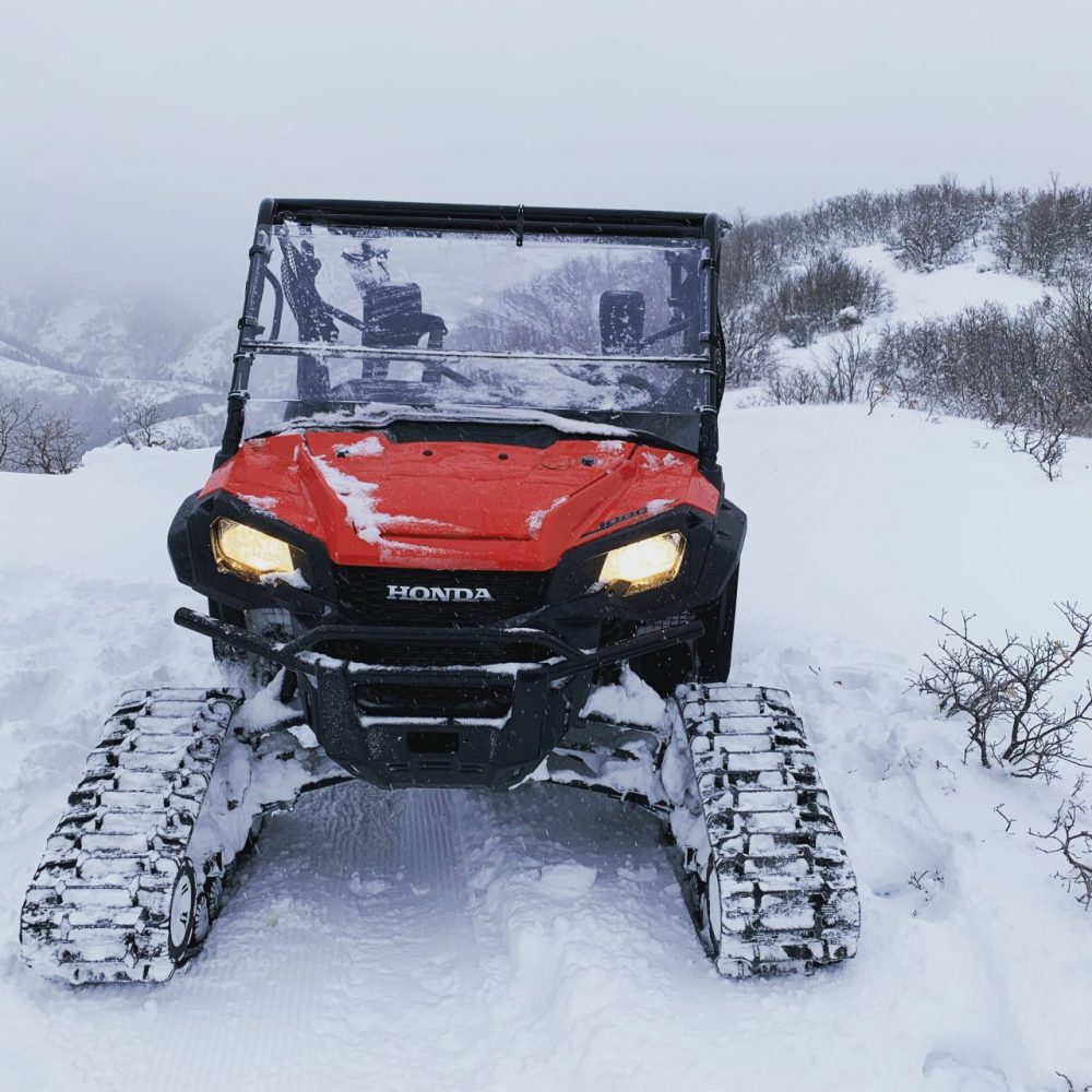 Honda Pioneer 1000 tracks